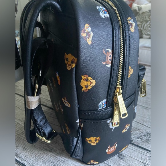 NWT! Loungefly Disney COLLECTION EXCLUSIVE The Lion King characters backpack - Picture 2 of 6